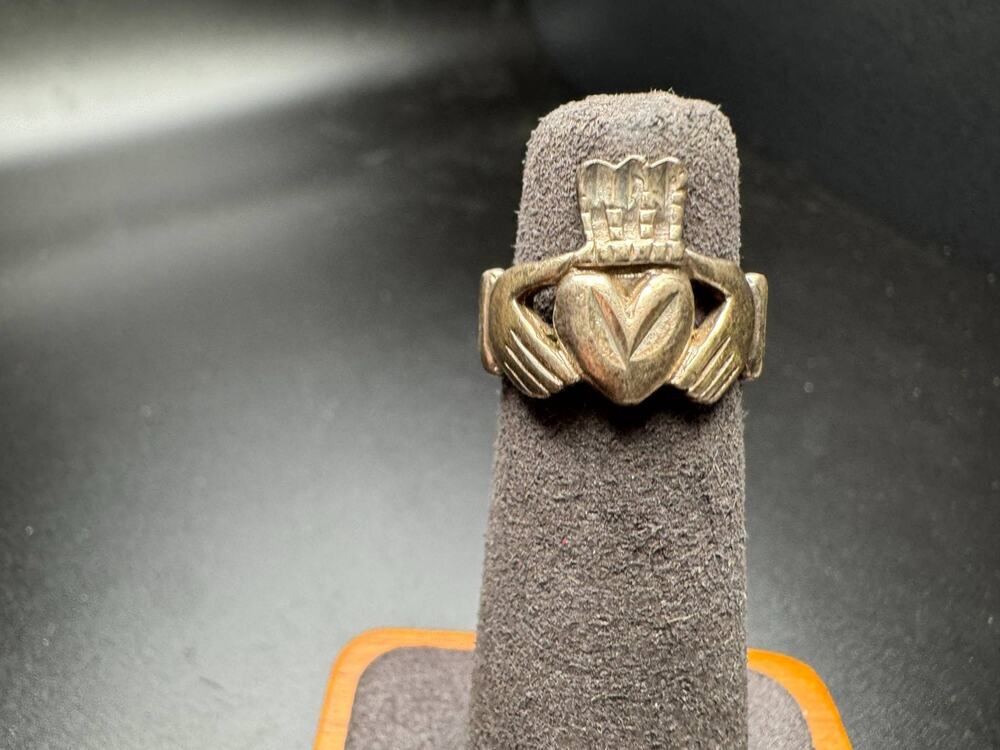 Sterling Silver Claddagh Ring 925 Size 7.5 Traditional Irish Heart Hands Crown